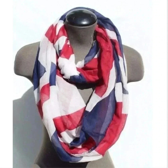 United Kingdom Flag Colors Hoop Scarf / Wrap - Picture 1 of 2